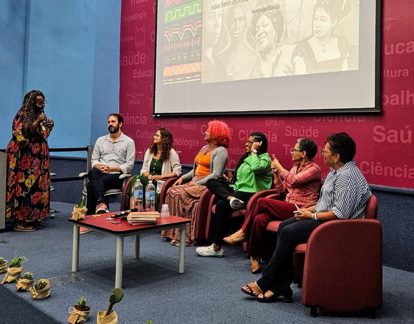 Cuidadoras reunidas no encontro anual da ACIERJ